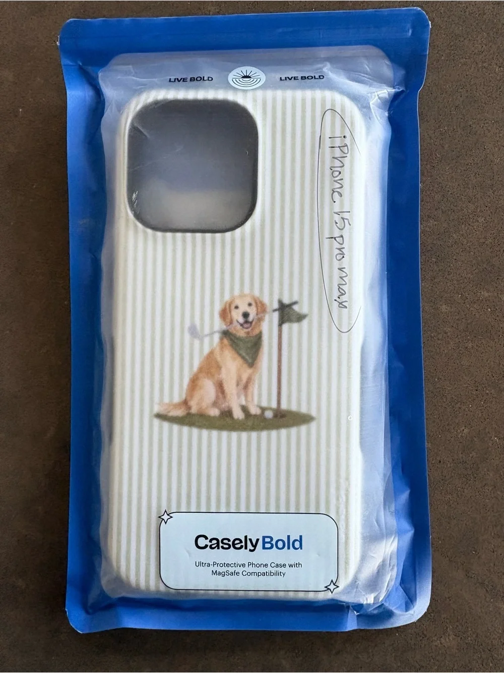 Casely iPhone 15 Pro Max Case Golden Retriever on The Green Striped Mag Safe NEW